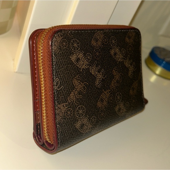 SOLD Coach limited edition patch zip wallet - Picture 3 of 6